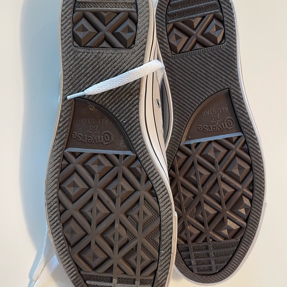 Converse High-Top Sneakers in White - Picture 4 of 5